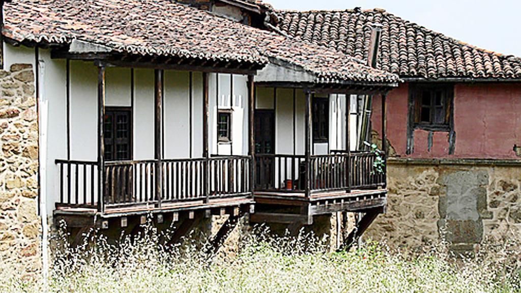 Hotel Moregon Куакос-де-Юсте Экстерьер фото